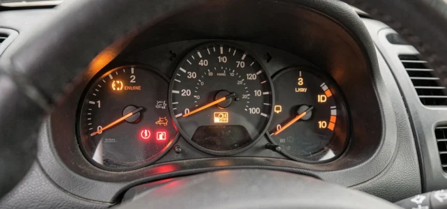 Comprendre les voyants du tableau de bord Peugeot 206 : significations et solutions Comprendre les voyants du tableau de bord Peugeot 206 : significations et solutions